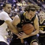 California's Emerson Murray, left, fights for the ball with Arizona State 
center Jordan Bachynski during the second half of an NCAA college 
basketball game Saturday, Feb. 4, 2012, in Berkeley, Calif. (AP 
Photo/Ben Margot)