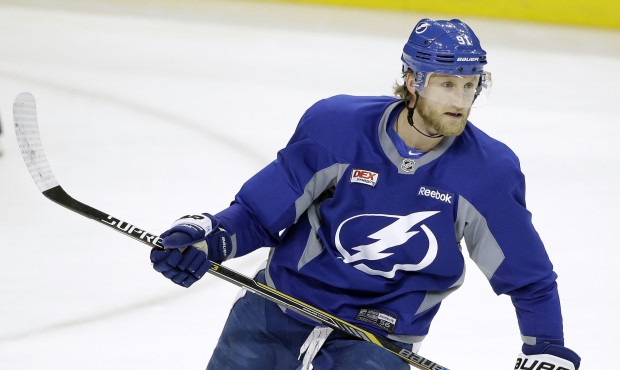Tampa Bay Lightning center Steven Stamkos looks for a pass during practice for the NHL hockey&#8217...