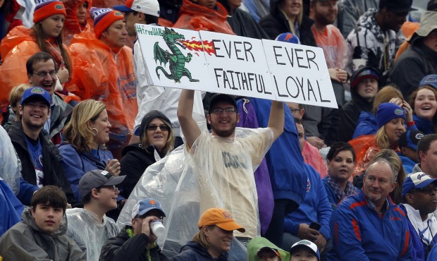 File – In this Saturday, Jan. 3, 2015, file photo, an UAB fan declares his loyalty for the te...